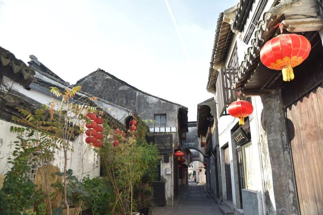 玩具店里的娃娃